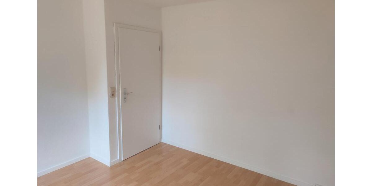 Erdgeschoßwohnung Rinteln - 3 Zimmer, 82 m&sup2;, 760&euro; | Angebot:26636510