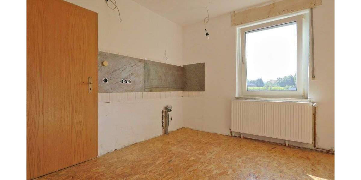 Einfamilienhaus Lübbecke Stockhausen - 8 Zimmer, 250 m&sup2;, 265.000&euro; | Angebot:25693510