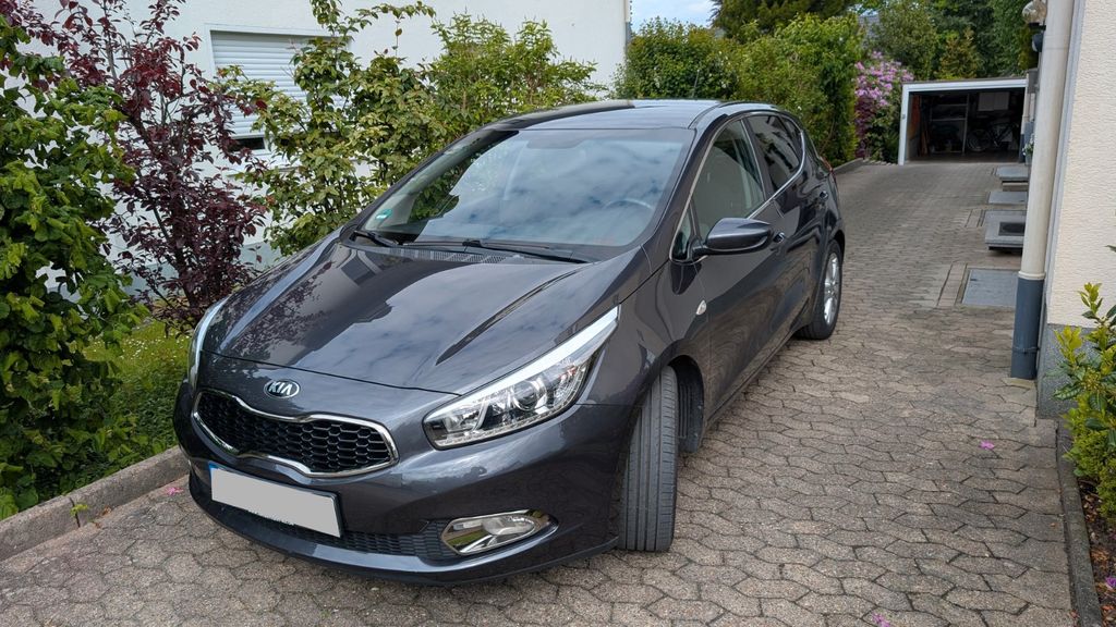 Kia ceed / Ceed 135.004 km 6.500 &euro; Herford 32052