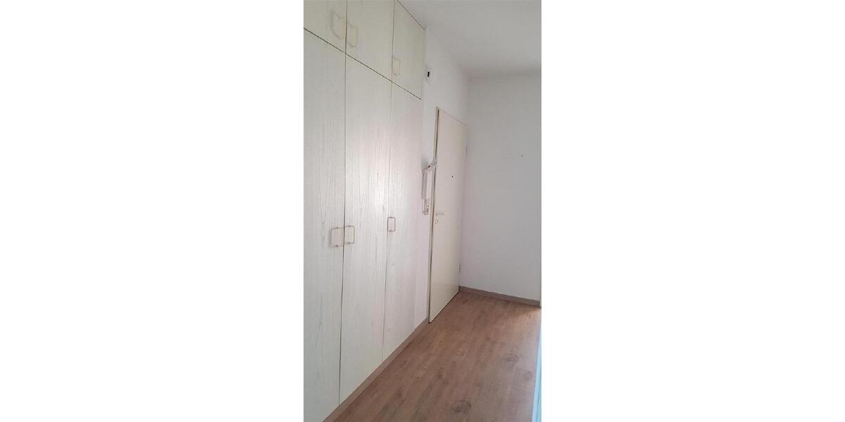 Dachgeschoßwohnung Bad Salzuflen - 2 Zimmer, 95 m&sup2;, 653&euro; | Angebot:24432437