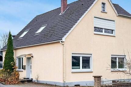 Haus Bünde Holsen - 5 Zimmer, 132 m&sup2;, 139.000&euro; | Angebot:26205737