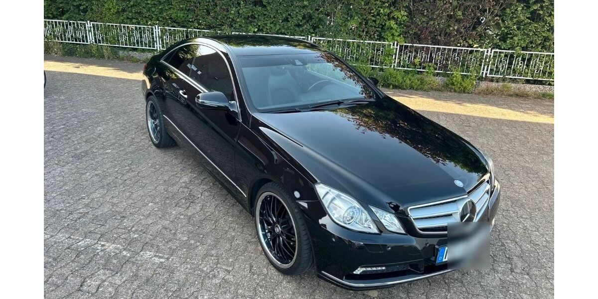 Mercedes-Benz 250 131.916 km 12.300 &euro; Hille 32479