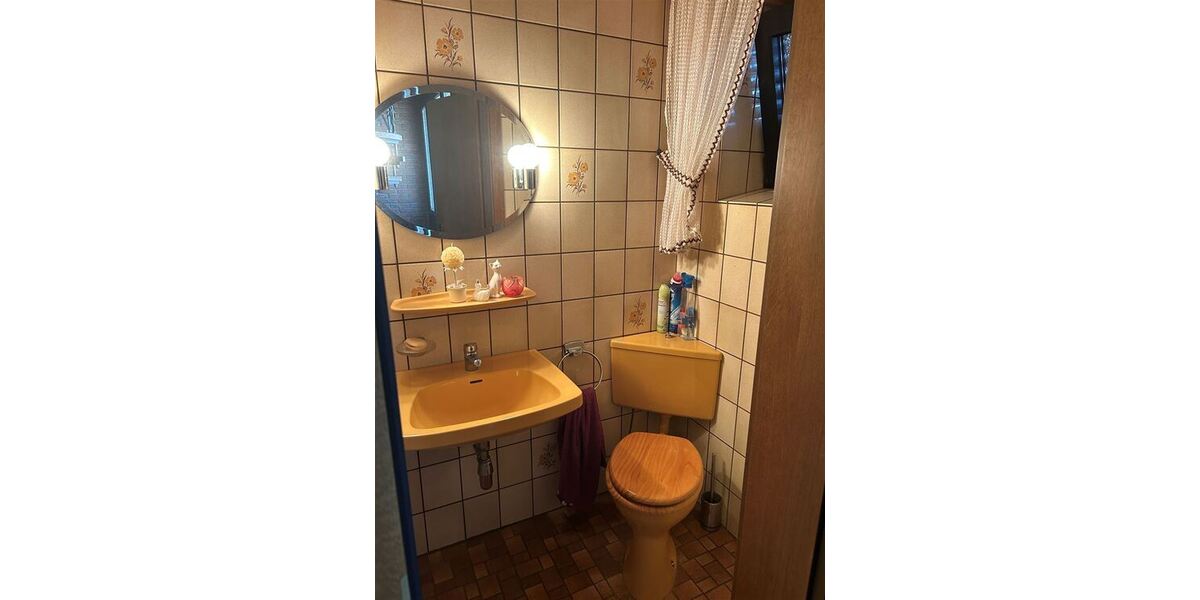 Vielseitiges Einfamilienhaus mit viel Platz und Potenzial in zentraler Lager von Stolzenau - Bungalow Stolzenau | Angebot:26858113