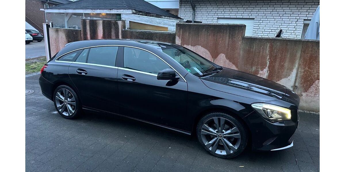 Mercedes-Benz CLA 200 Shooting Brake 134.000 km 17.200 &euro; Herford 32052