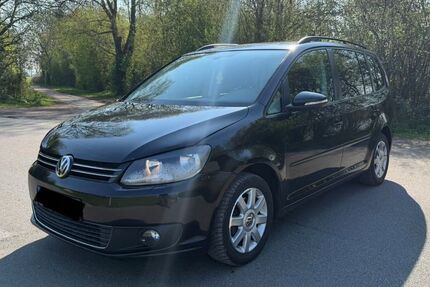VW Touran 289.306 km 4.400 &euro; Rinteln 31737