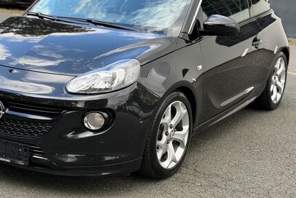 Opel Adam 76.300 km 10.900 &euro; Herford 32051