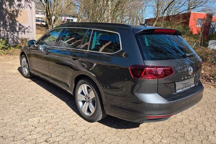 VW Passat Variant 64.000 km 25.100 &euro; Herford 32051