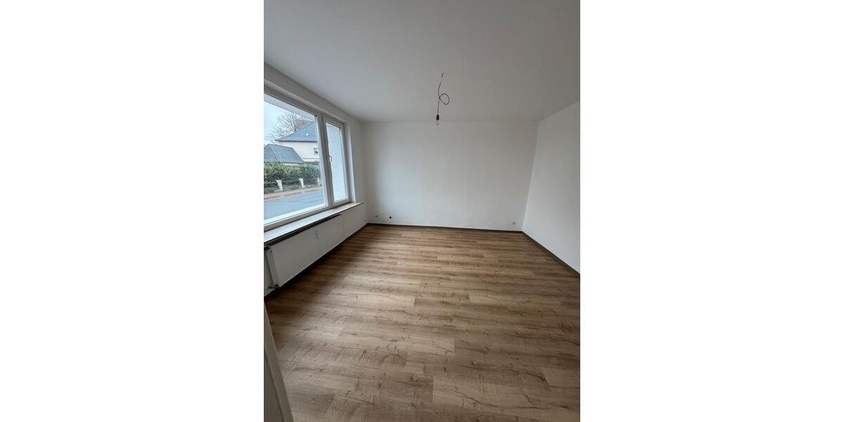 Erdgeschoßwohnung Preußisch Oldendorf - 1 Zimmer, 75 m&sup2;, 880&euro; | Angebot:26143092