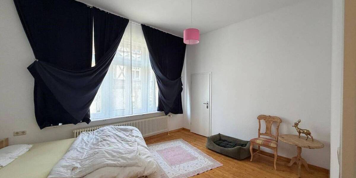 Etagenwohnung Bad Salzuflen Innenstadt - 4 Zimmer, 125 m&sup2;, 950&euro; | Angebot:26205741