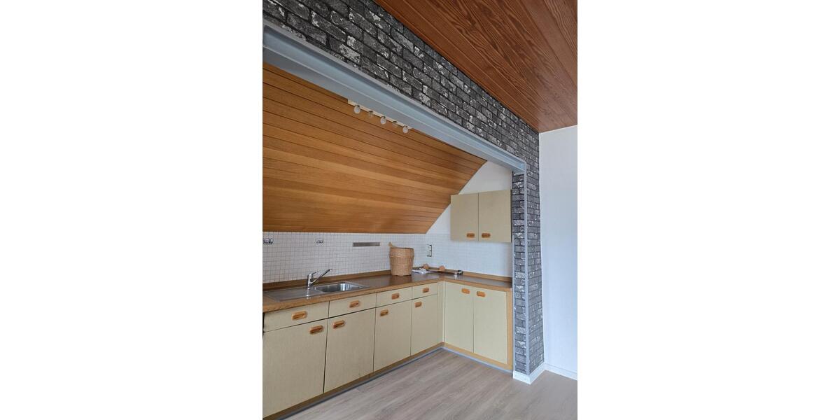 Etagenwohnung Lemgo - 4.5 Zimmer, 95 m&sup2;, 800&euro; | Angebot:26271010