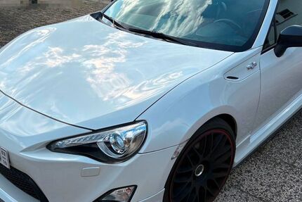 Toyota GT86 85.504 km 22.999 &euro; Kirchlengern 32278
