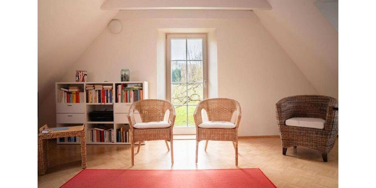 Einfamilienhaus Rinteln - 7 Zimmer, 230 m&sup2;, 690.000&euro; | Angebot:26098875