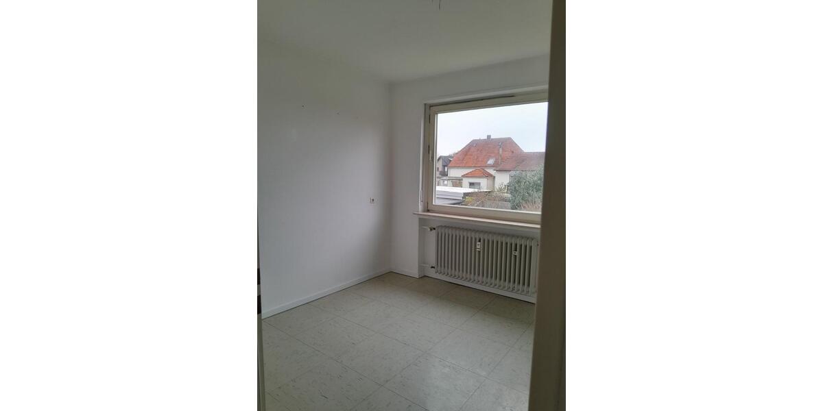 Etagenwohnung Enger - 3 Zimmer, 84 m&sup2;, 621&euro; | Angebot:25943747