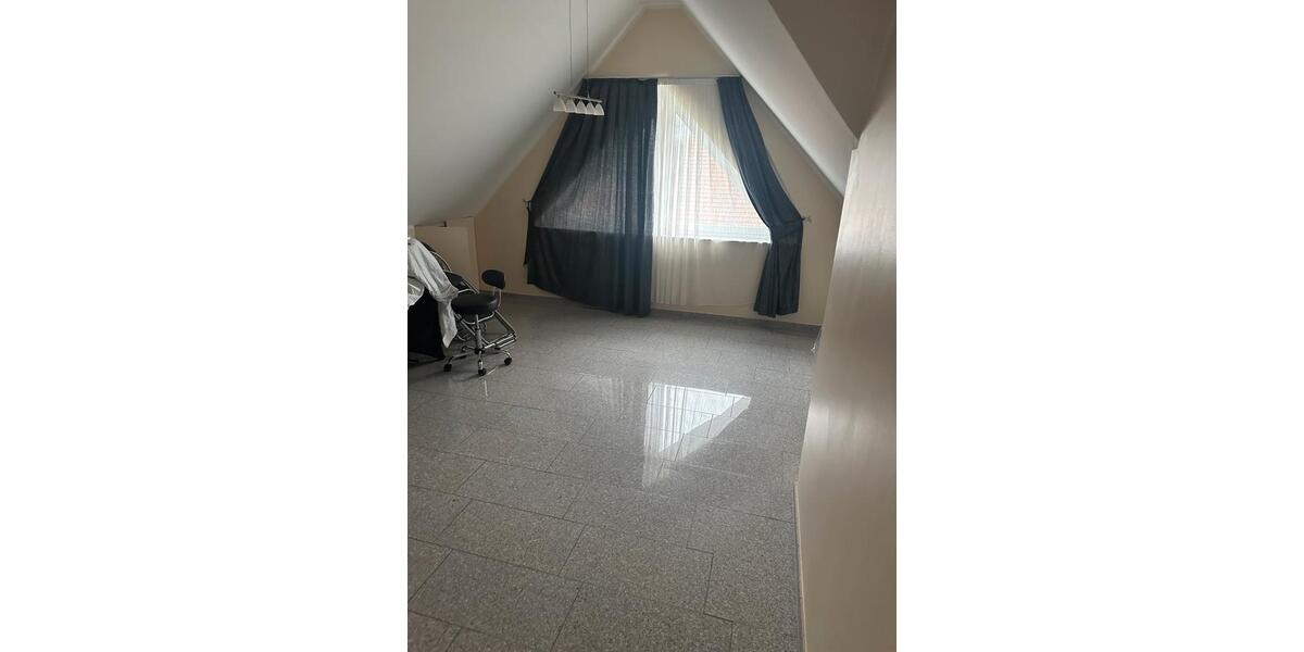 Etagenwohnung Kirchlengern - 2 Zimmer, 120 m&sup2;, 1.300&euro; | Angebot:24384064