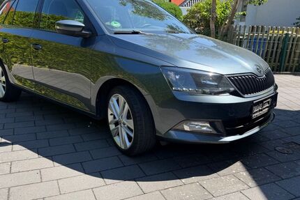 Skoda Fabia 98.100 km 7.600 &euro; Herford 32052