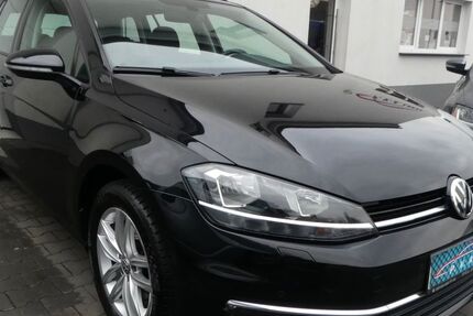 VW Golf 156.800 km 13.650 &euro; Löhne 32584