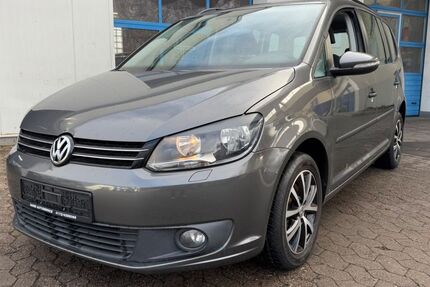 VW Touran 229.637 km 7.850 &euro; Minden 32423