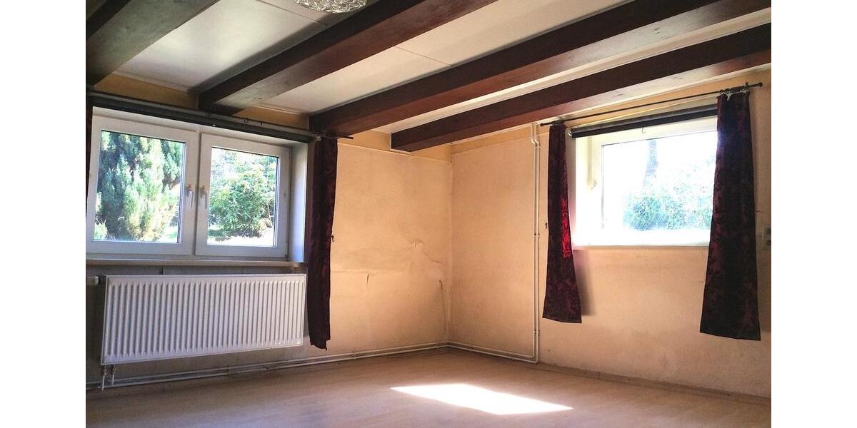 Einfamilienhaus Extertal - 10 Zimmer, 242 m&sup2;, 219.000&euro; | Angebot:26296392