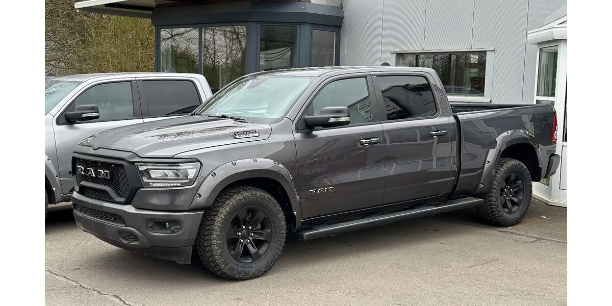 Dodge RAM 44.000 km 49.900 &euro; Herford 32051