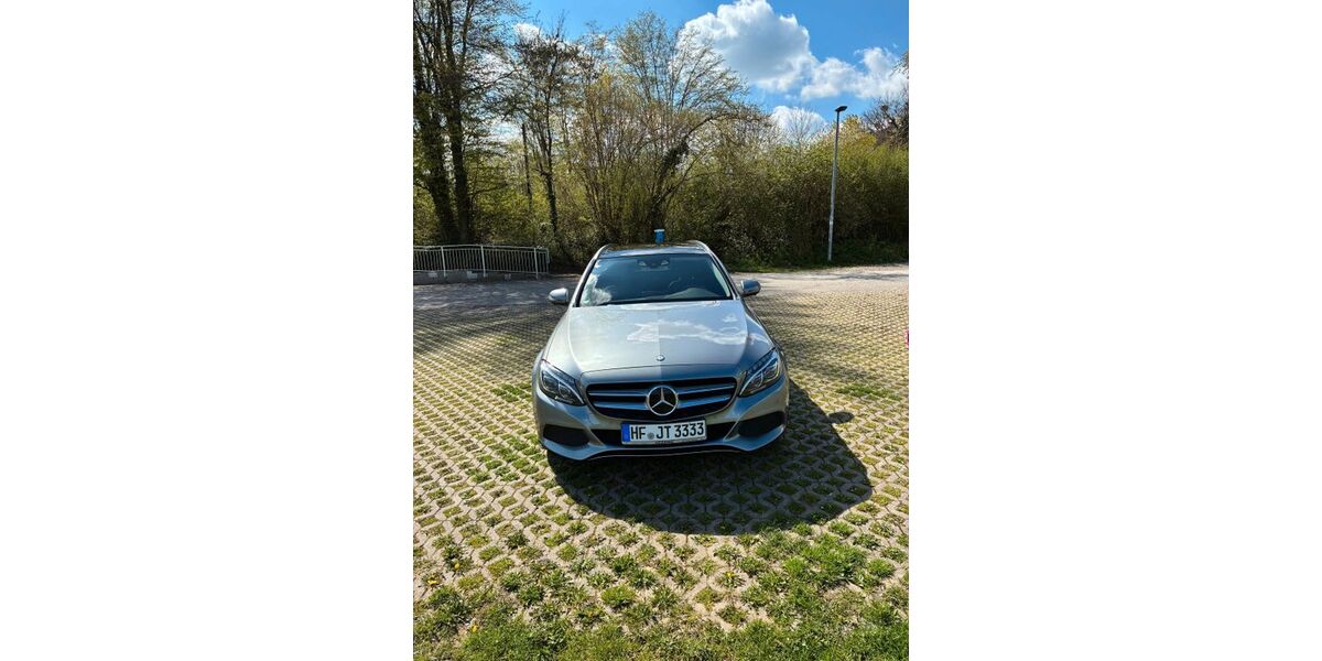 Mercedes-Benz C 400 220.000 km 17.400 &euro; Vlotho 32602