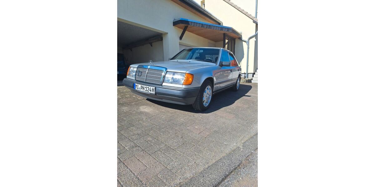 Mercedes-Benz 230 187.000 km 5.500 &euro; Bad Oeynhausen 32547