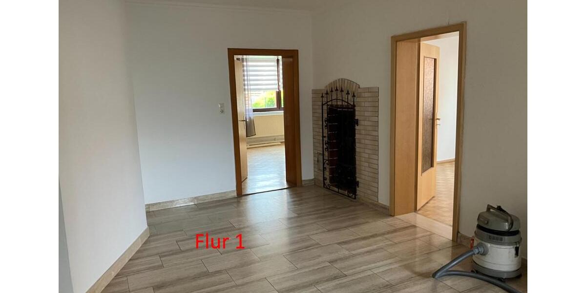 Etagenwohnung Beckedorf - 3 Zimmer, 125 m&sup2;, 700&euro; | Angebot:25297352