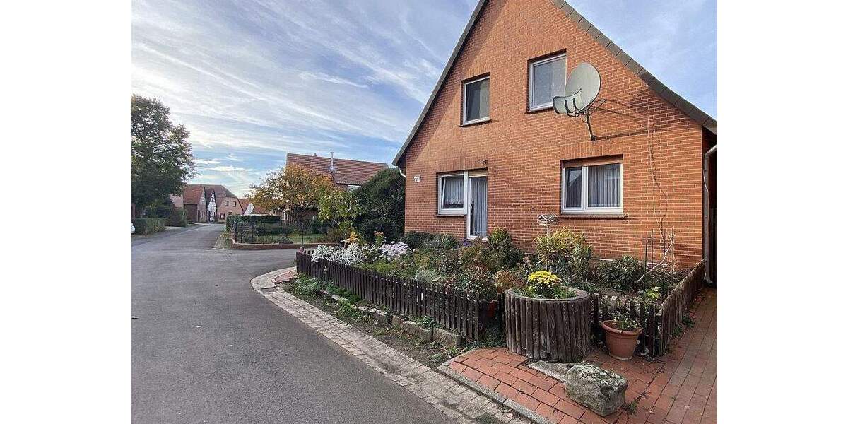 Einfamilienhaus Petershagen Schlüsselburg - 8 Zimmer, 160 m&sup2;, 185.000&euro; | Angebot:25662366