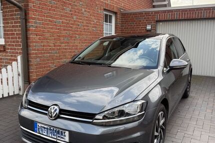 VW Golf 97.800 km 13.700 &euro; Minden 32427