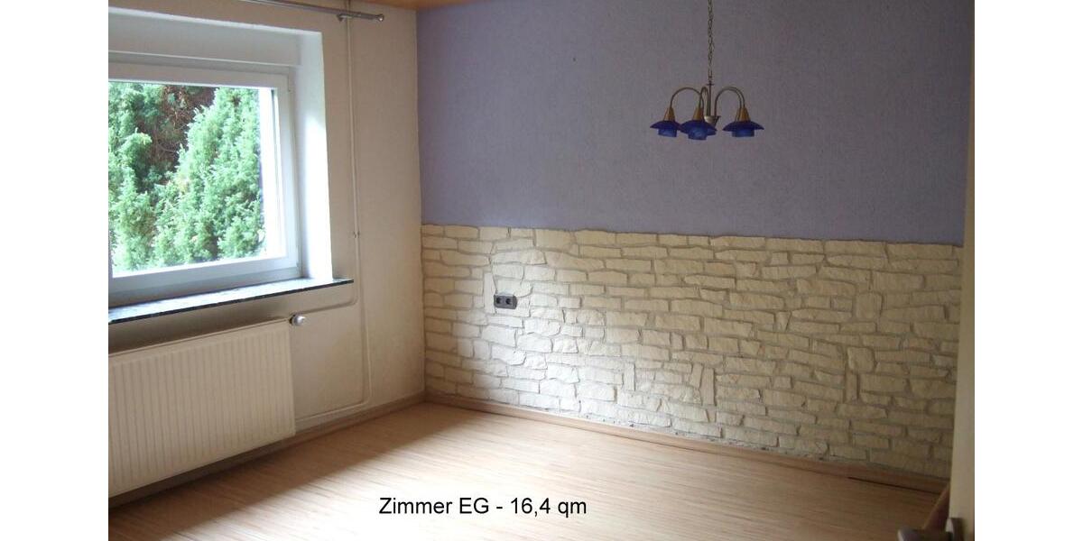 Einfamilienhaus Extertal - 9 Zimmer, 223 m&sup2;, 285.000&euro; | Angebot:22092680