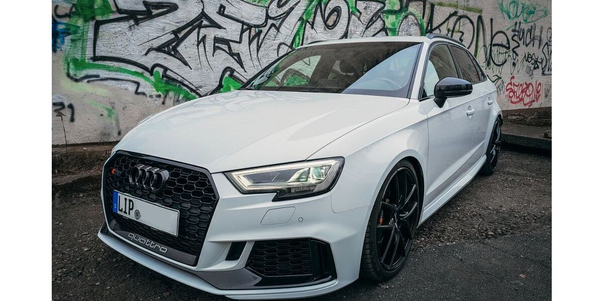 Audi RS3 67.300 km 40.500 &euro; Lemgo 32657