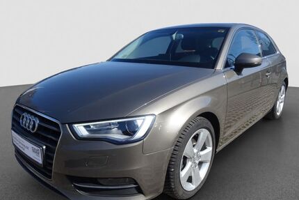 Audi A3 118.757 km 11.990 &euro; Löhne 32584