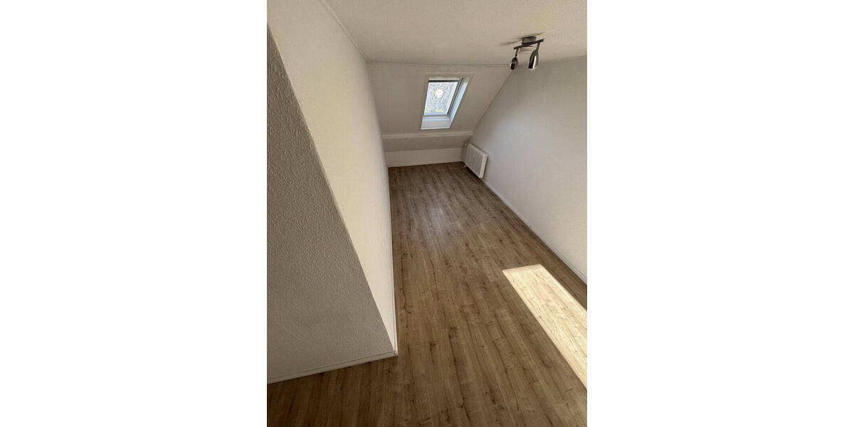 Etagenwohnung Stadthagen - 4 Zimmer, 95 m&sup2;, 165.000&euro; | Angebot:26302309