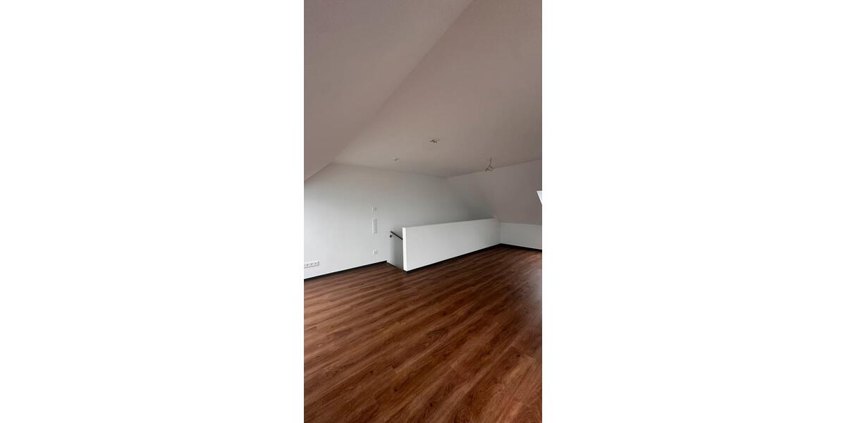 Maisonettenwohnung Lemgo - 3 Zimmer, 117 m&sup2;, 1.210&euro; | Angebot:24780185