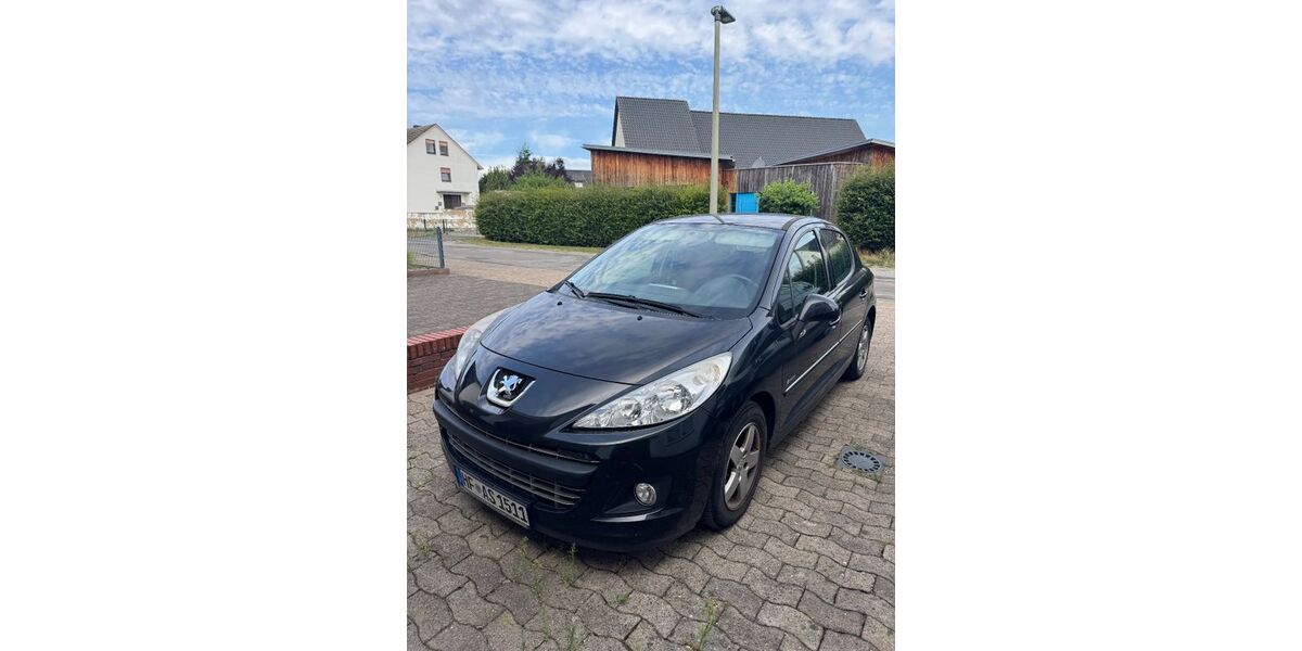 Peugeot 207 110.000 km 3.690 &euro; Löhne 32584