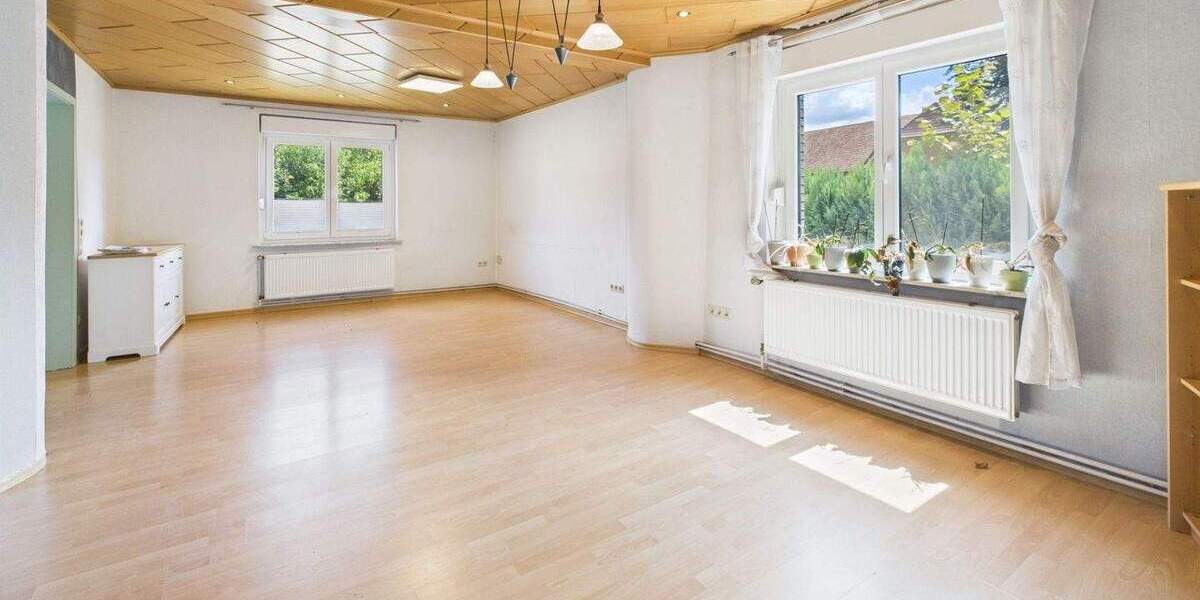 Einfamilienhaus Uchte Höfen - 6 Zimmer, 213 m&sup2;, 213.000&euro; | Angebot:25820272