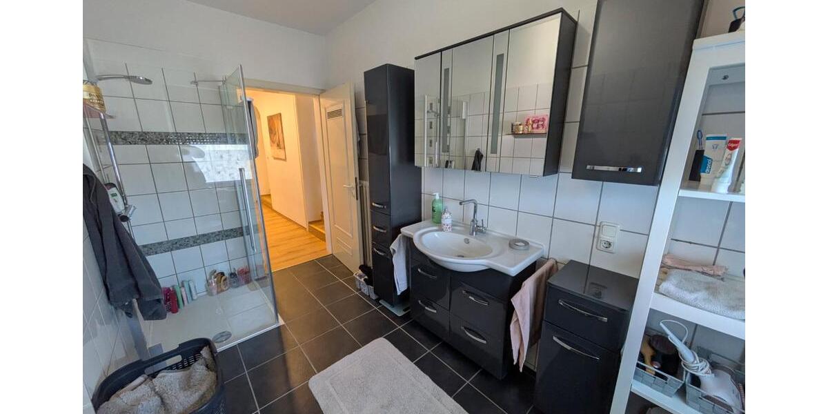 Etagenwohnung Herford Falkendiek - 6 Zimmer, 195 m&sup2;, 287.000&euro; | Angebot:26148864