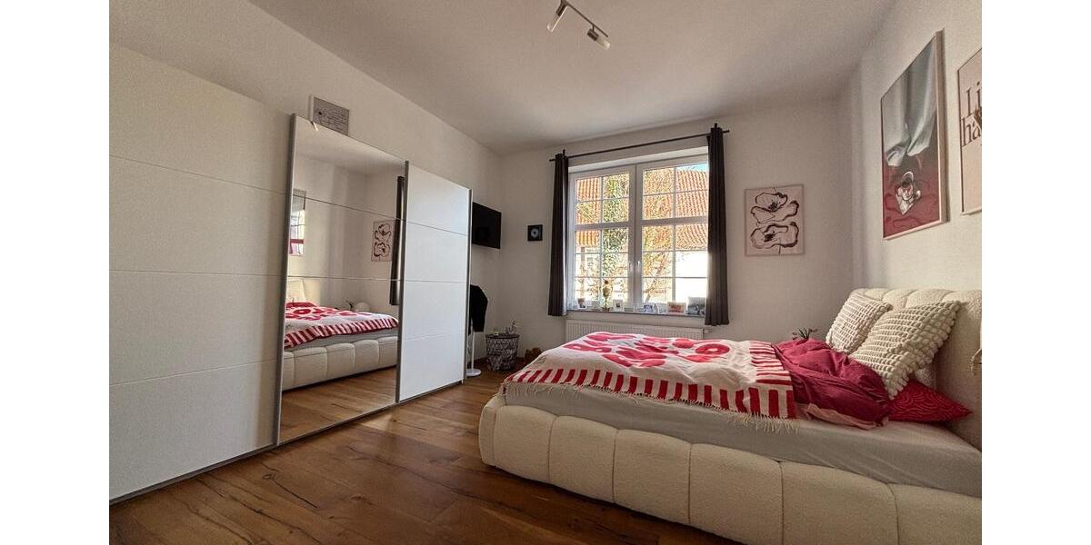 Hochparterre Herford Diebrock - 3 Zimmer, 139 m&sup2;, 1.200&euro; | Angebot:25900418