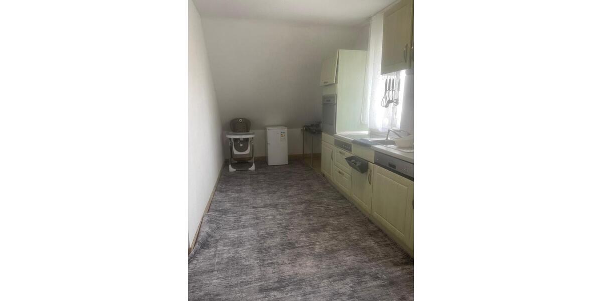 Etagenwohnung Rinteln - 3 Zimmer, 100 m&sup2;, 650&euro; | Angebot:25943337