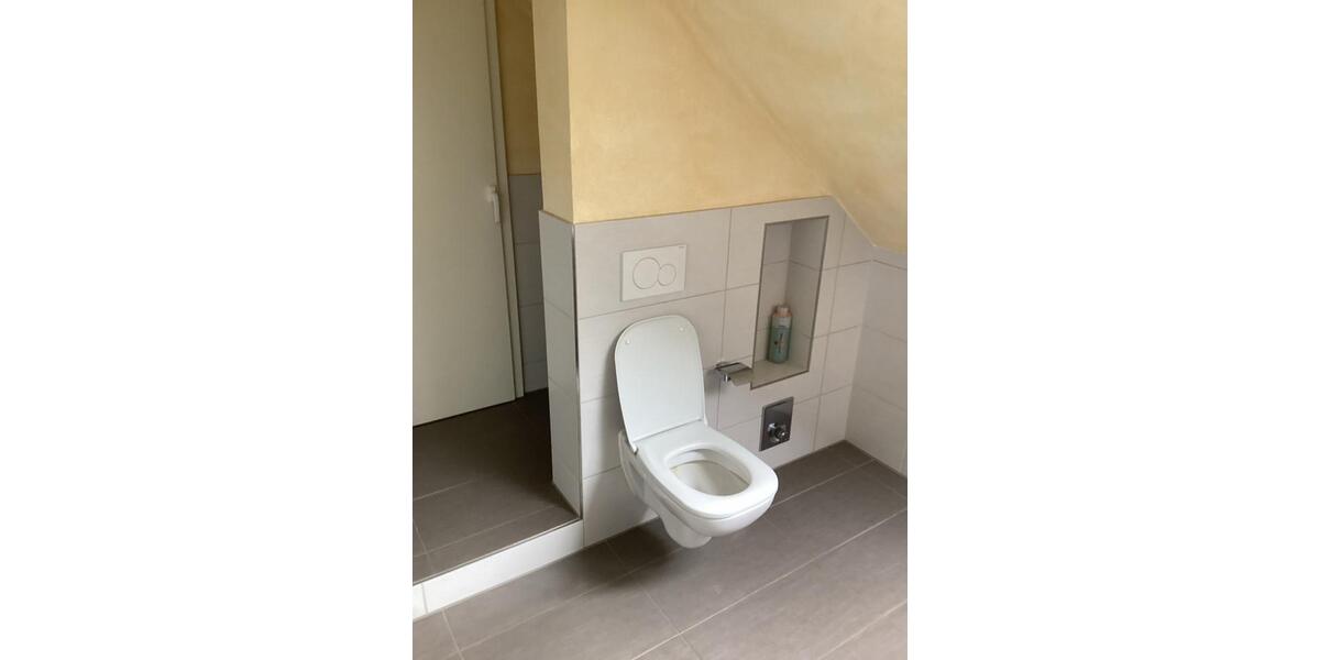 Dachgeschoßwohnung Hüllhorst - 2 Zimmer, 70 m&sup2;, 700&euro; | Angebot:26021474