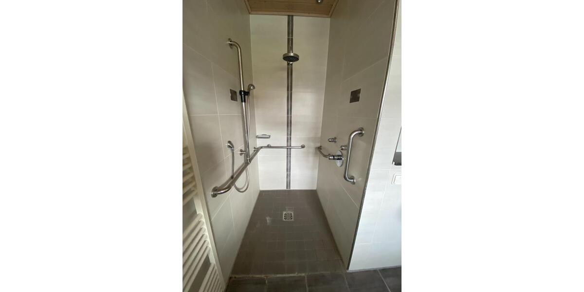 Erdgeschoßwohnung Löhne - 4 Zimmer, 145 m&sup2;, 990&euro; | Angebot:25637354