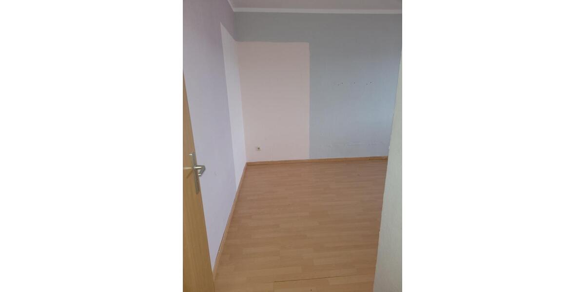 Etagenwohnung Stolzenau - 4 Zimmer, 90 m&sup2;, 125.000&euro; | Angebot:27116167