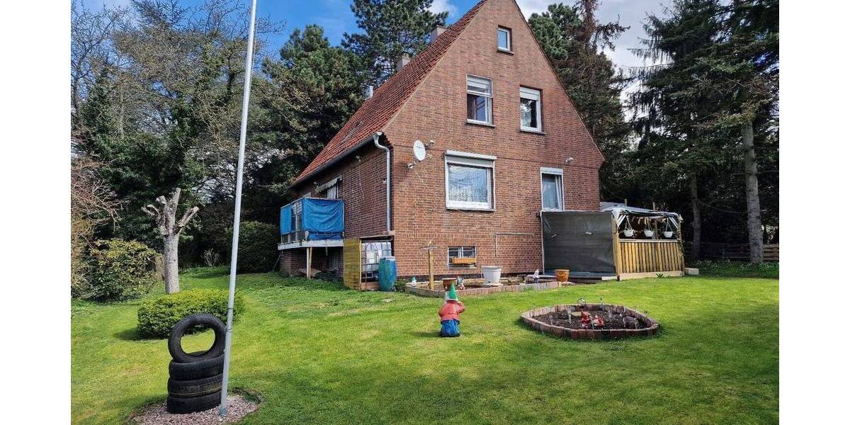 Einfamilienhaus Heeßen - 5 Zimmer, 129 m&sup2;, 130.000&euro; | Angebot:25685470