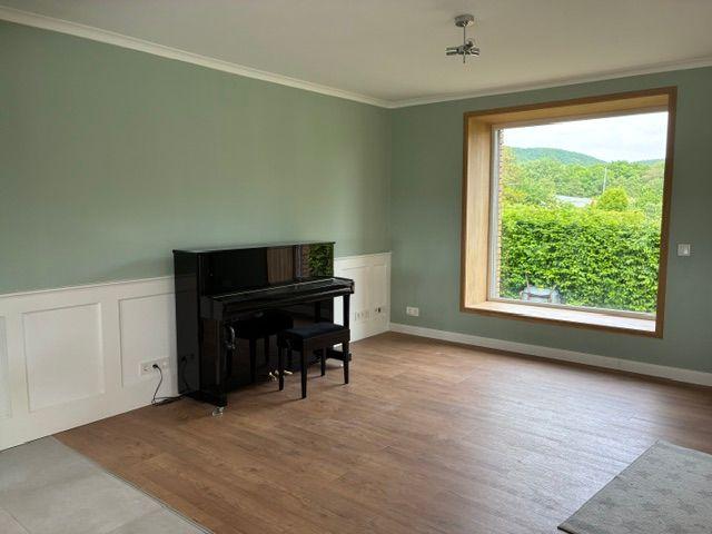 Einfamilienhaus Bad Oeynhausen Dehme - 8 Zimmer, 245 m&sup2;, 2.150&euro; | Angebot:26568095