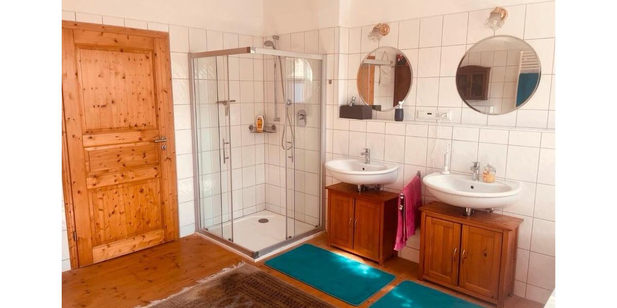 Einfamilienhaus Dörentrup - 6 Zimmer, 270 m&sup2;, 670.000&euro; | Angebot:26253374