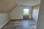 Dachgeschoßwohnung Lübbecke - 5 Zimmer, 190 m&sup2;, 950&euro; | Angebot:26232672