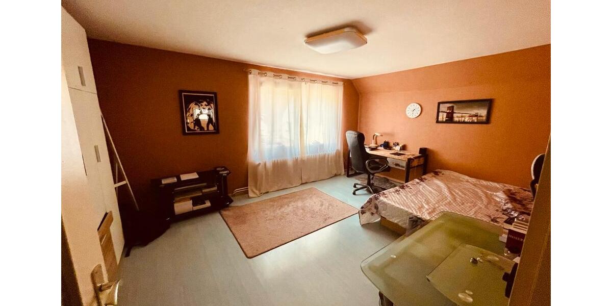 Einfamilienhaus Rinteln - 12 Zimmer, 300 m&sup2;, 300.000&euro; | Angebot:26129461