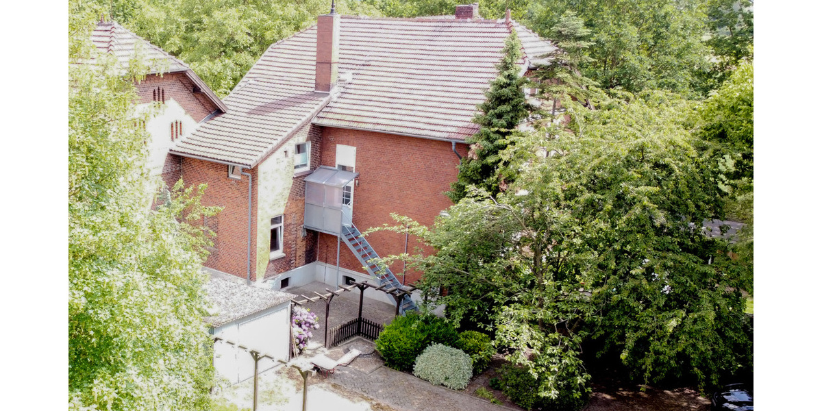 Wunderschönes Herrenhaus mit großer, für die Gastronomie umgebauter Scheune in idyllischer Lage - Einfamilienhaus Petershagen OT Schlüsselburg Schlüsselburg | Angebot:12215970