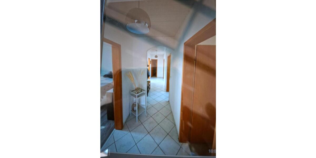 Dachgeschoßwohnung Bad Oeynhausen - 4 Zimmer, 90 m&sup2;, 950&euro; | Angebot:26265929