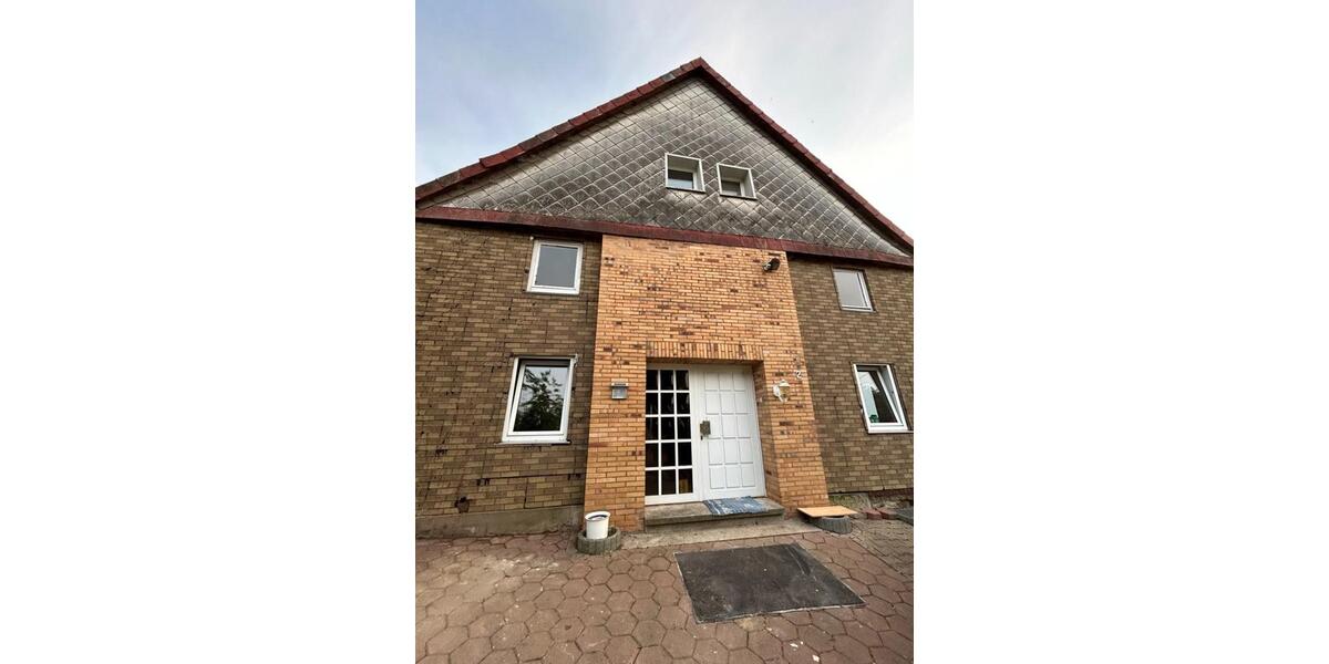 Einfamilienhaus Rinteln - 5 Zimmer, 187 m&sup2;, 65.000&euro; | Angebot:25854793