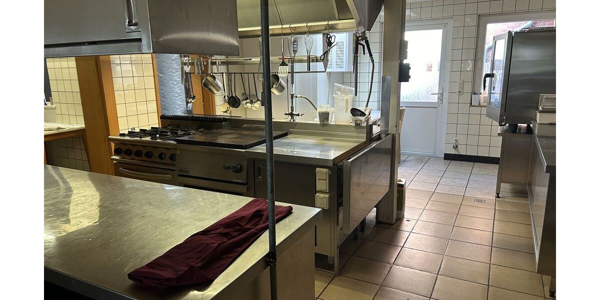 Gaststätte mit Geschichte, Traditionsreiches Objekt mit vielfältigen Zukunftsperspektiven - Gewerbeobjekt Stolzenau | Angebot:26216232